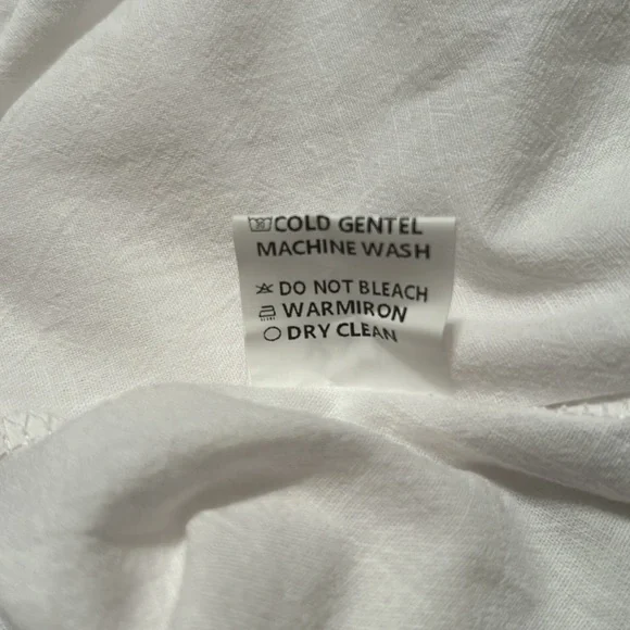 NIB 2X E Retro White pocket bell sleeve handkerchief top - Picture 9 of 10